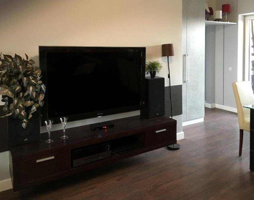 Apartamenty Zacisze كوزتسالين المظهر الخارجي الصورة