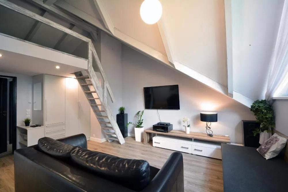 Apartamenty Zacisze كوزتسالين المظهر الخارجي الصورة